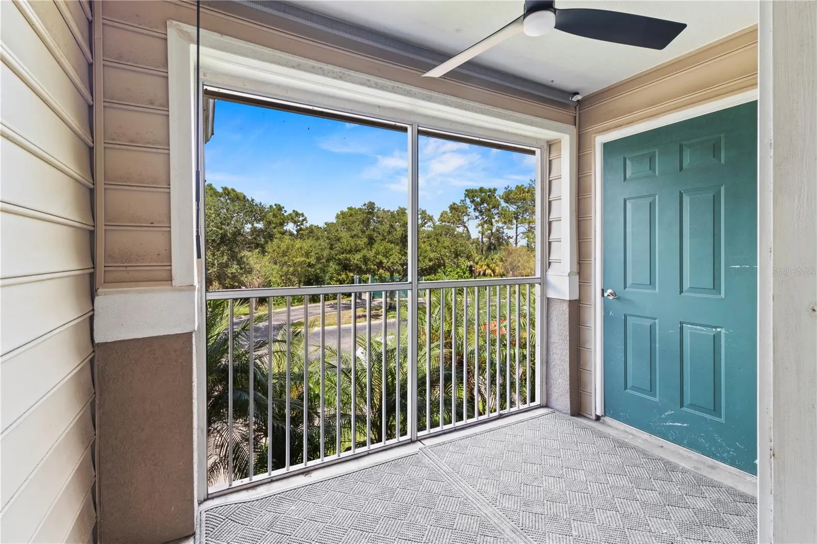 8911 MANOR LOOP #204, #204