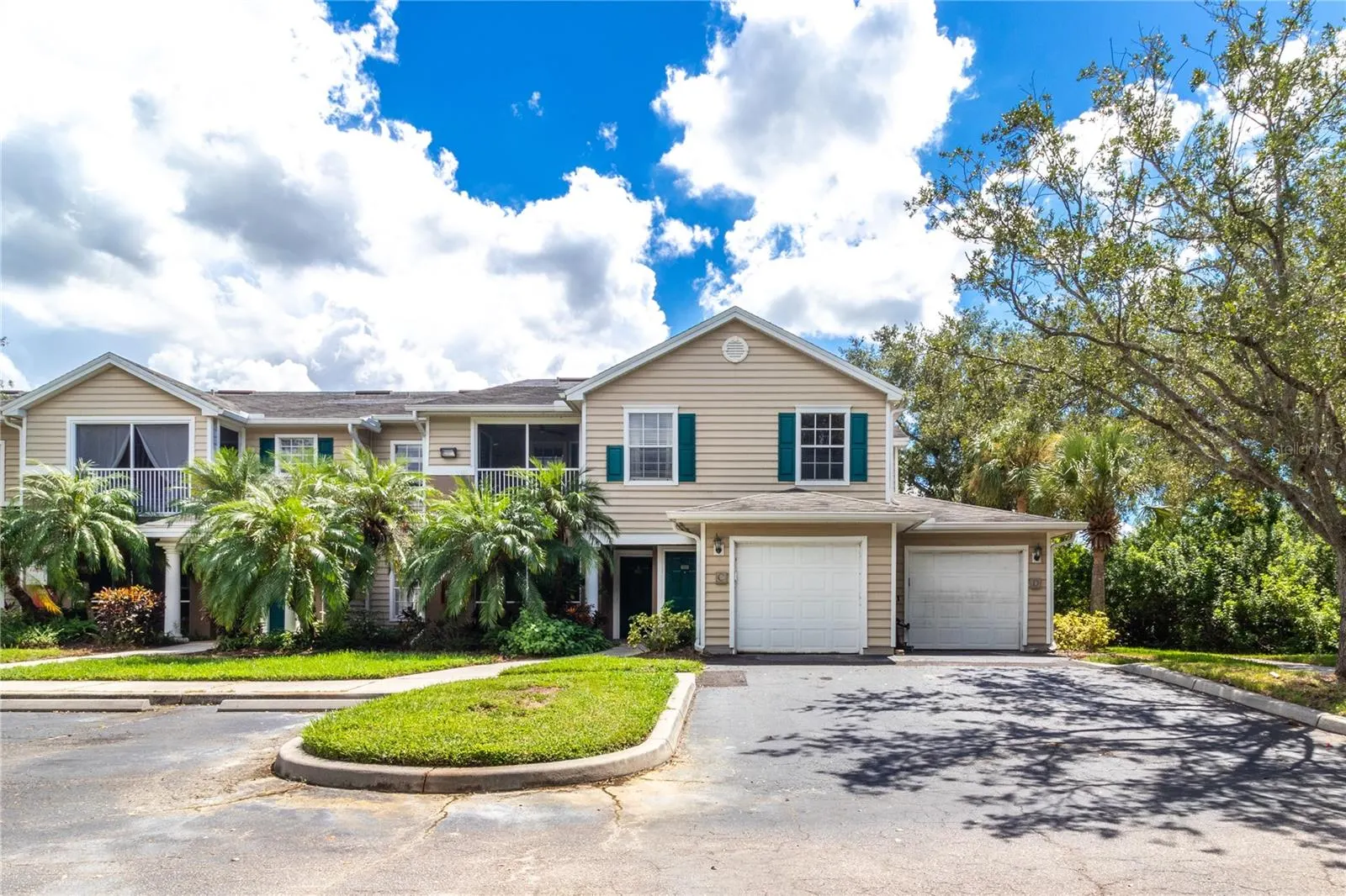 8911 MANOR LOOP #204, #204
