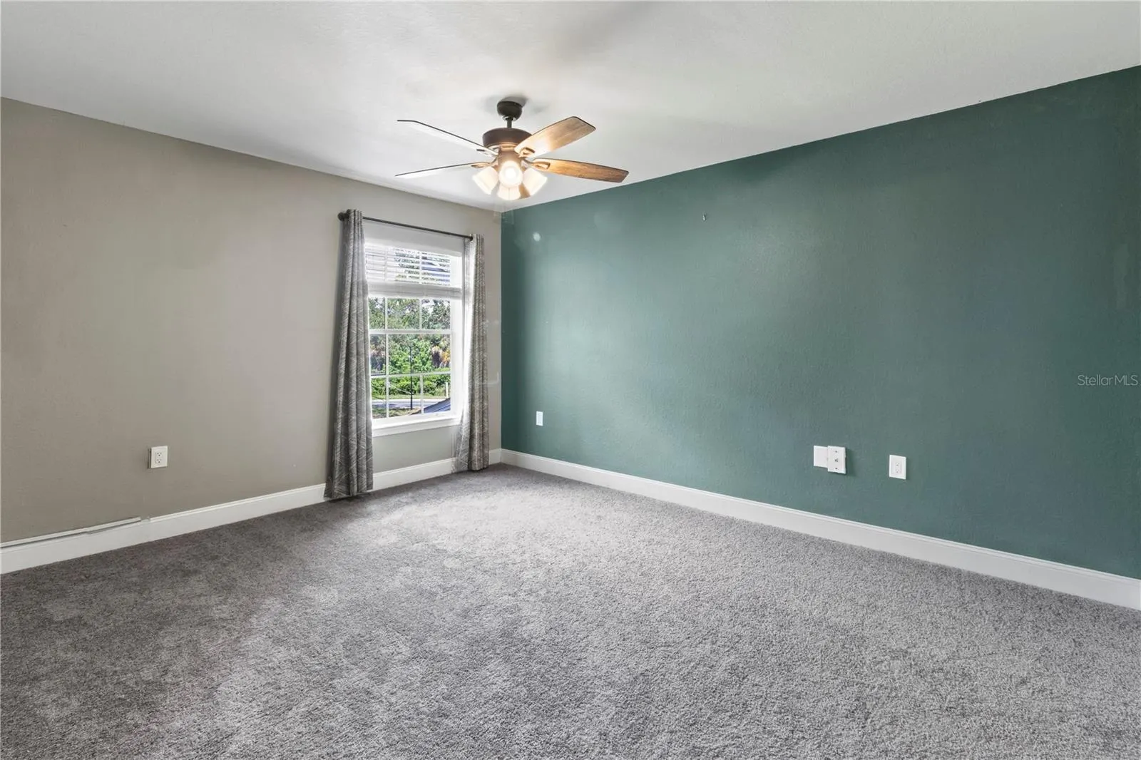 8911 MANOR LOOP #204, #204