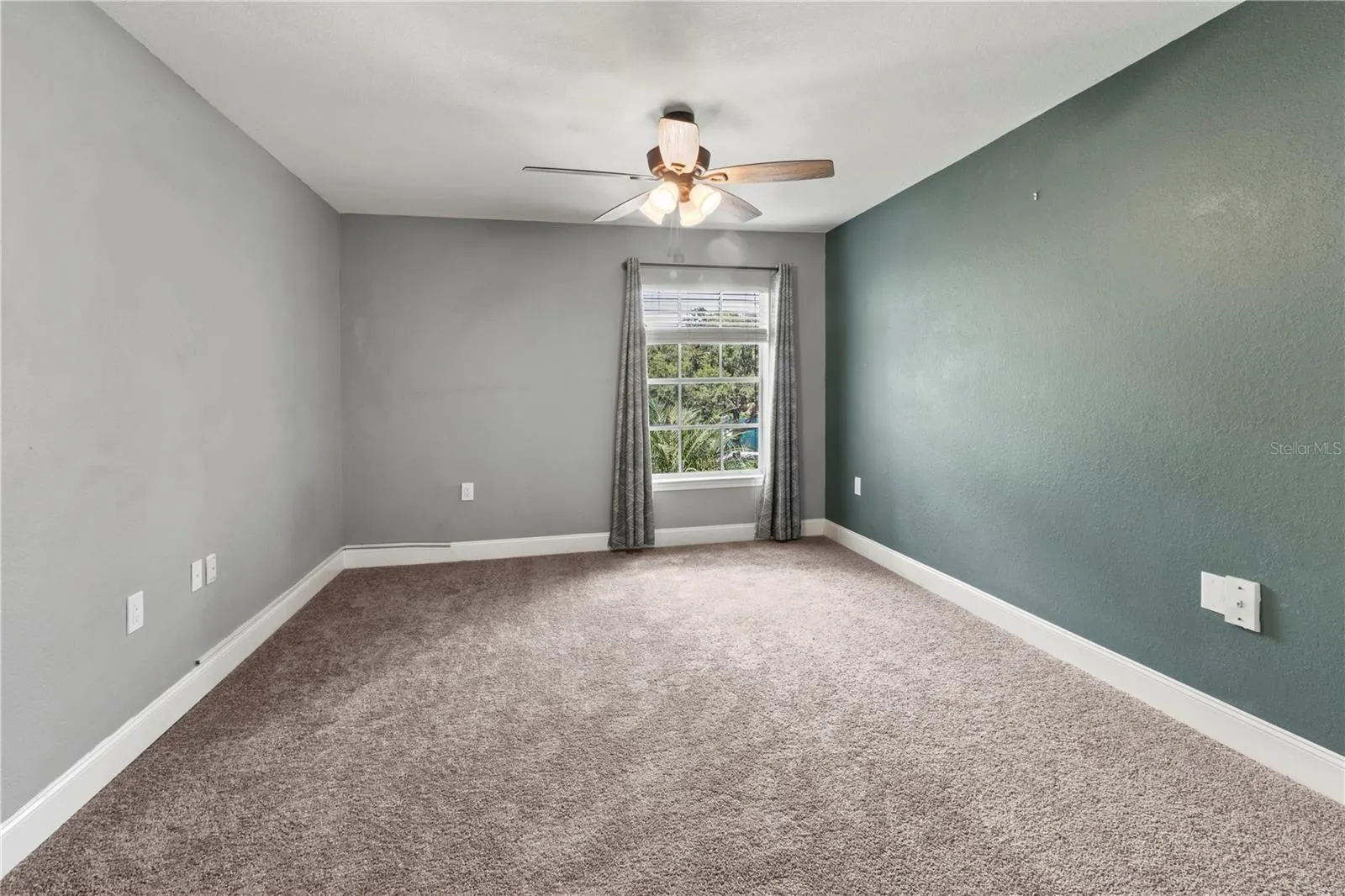 8911 MANOR LOOP #204, #204