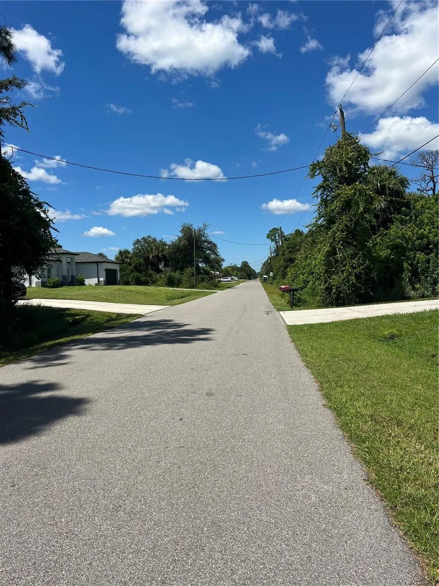 CHIPLEY AVE