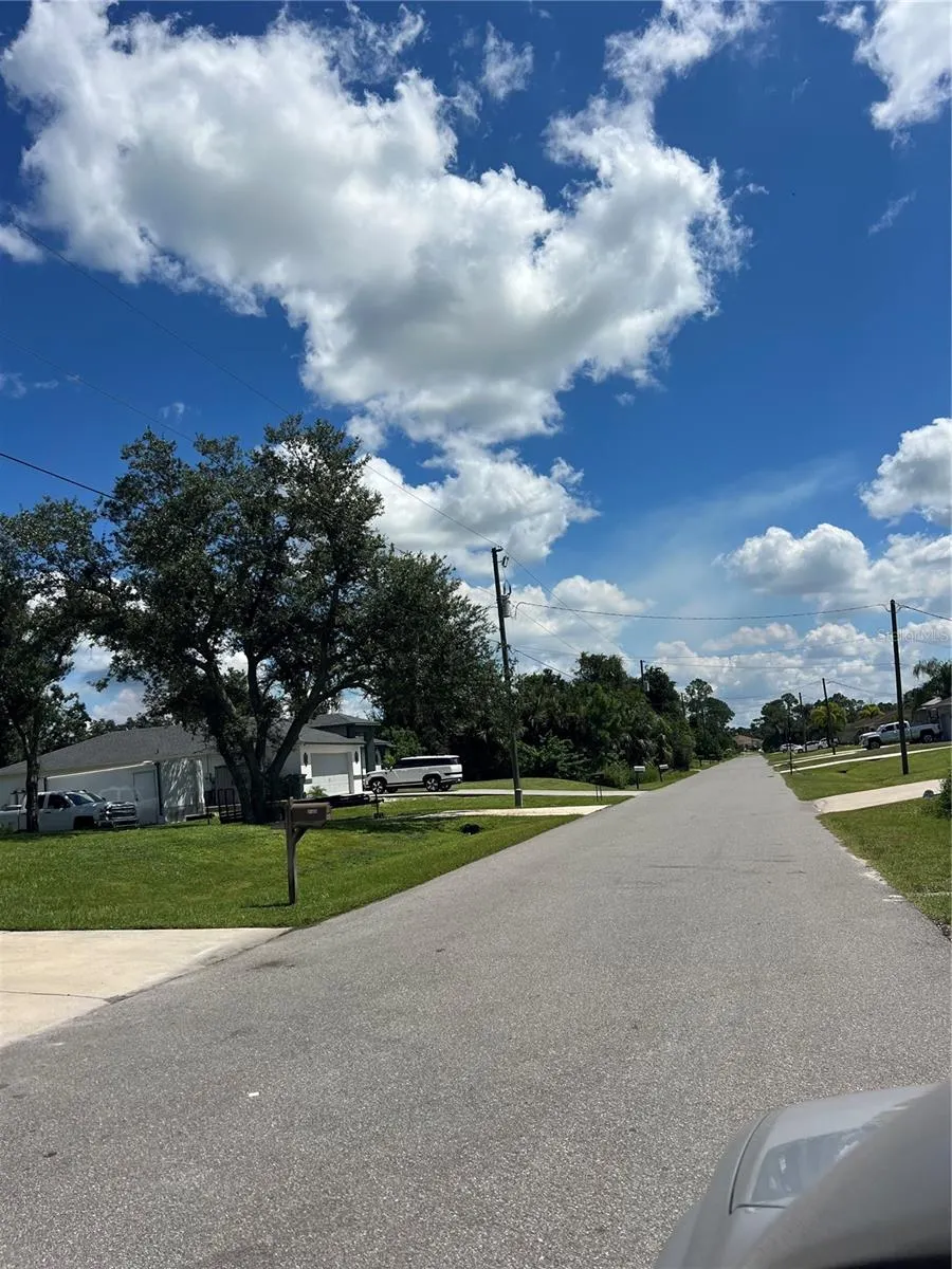 CHIPLEY AVE