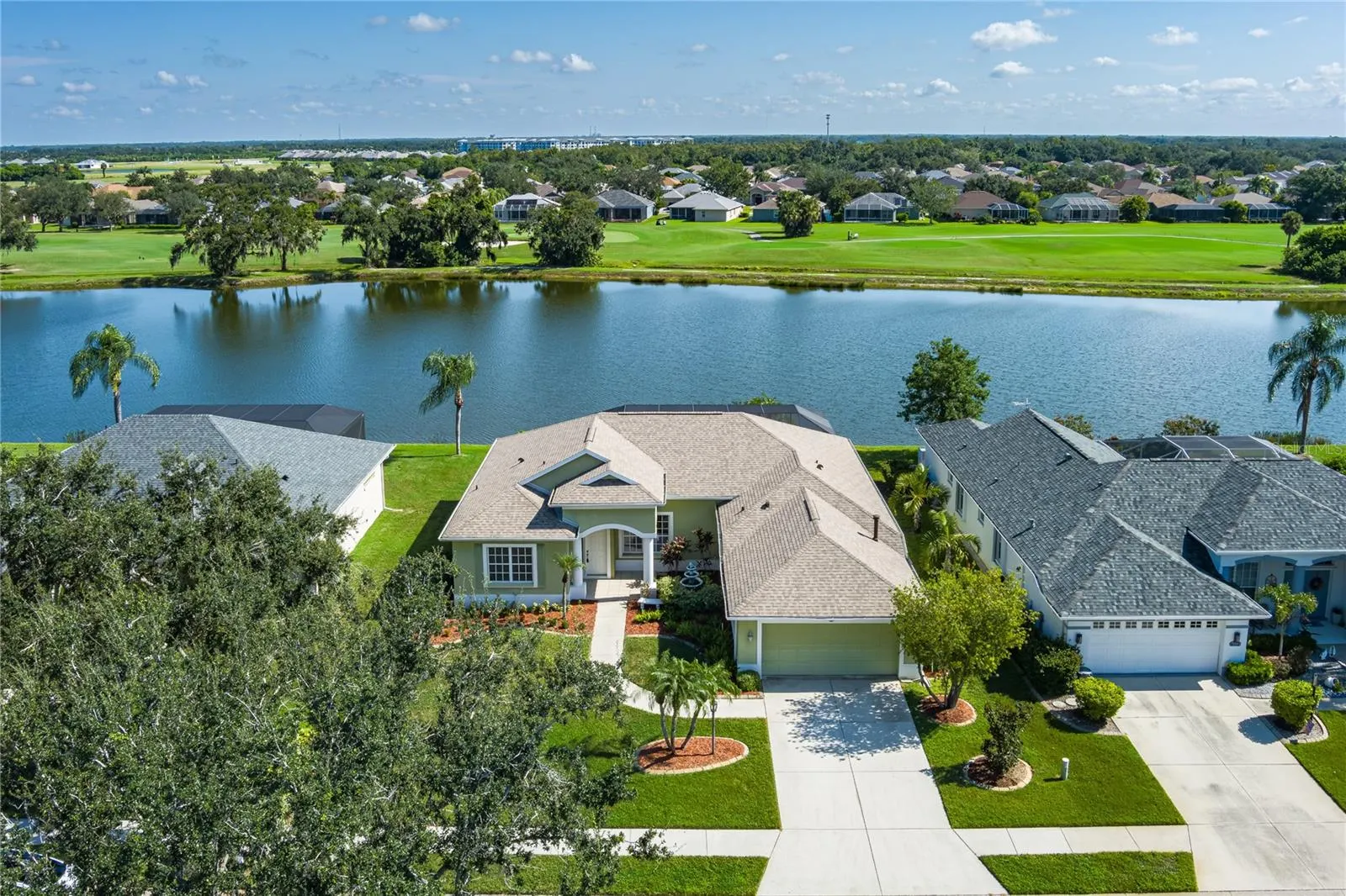731 PLANTERS MANOR WAY