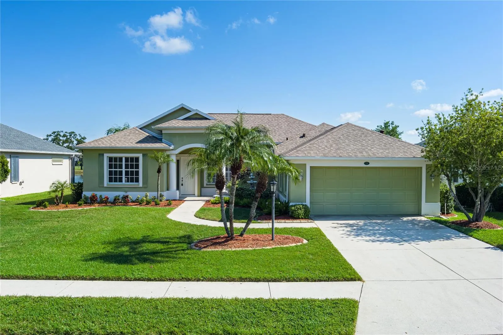 731 PLANTERS MANOR WAY