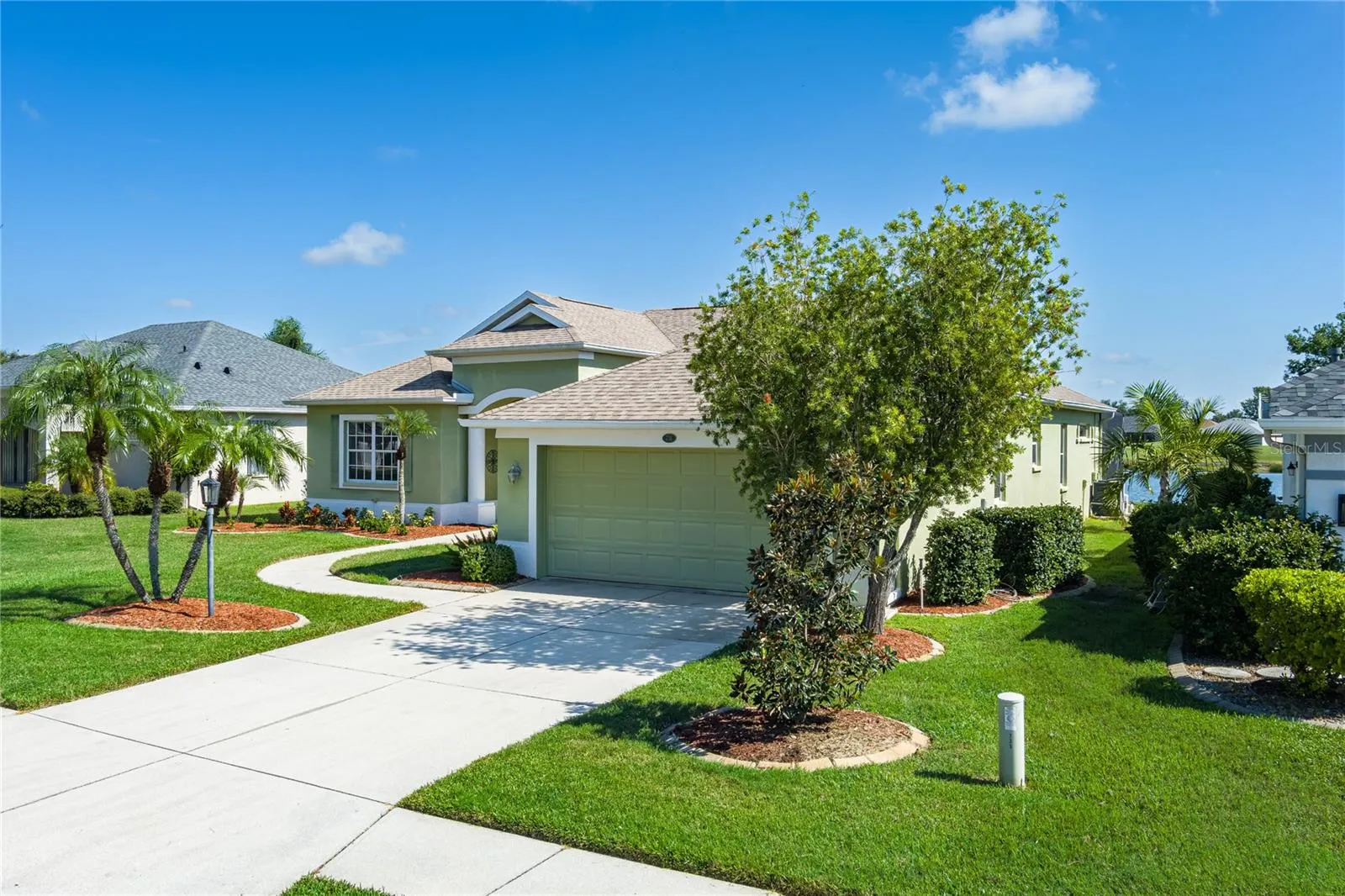 731 PLANTERS MANOR WAY