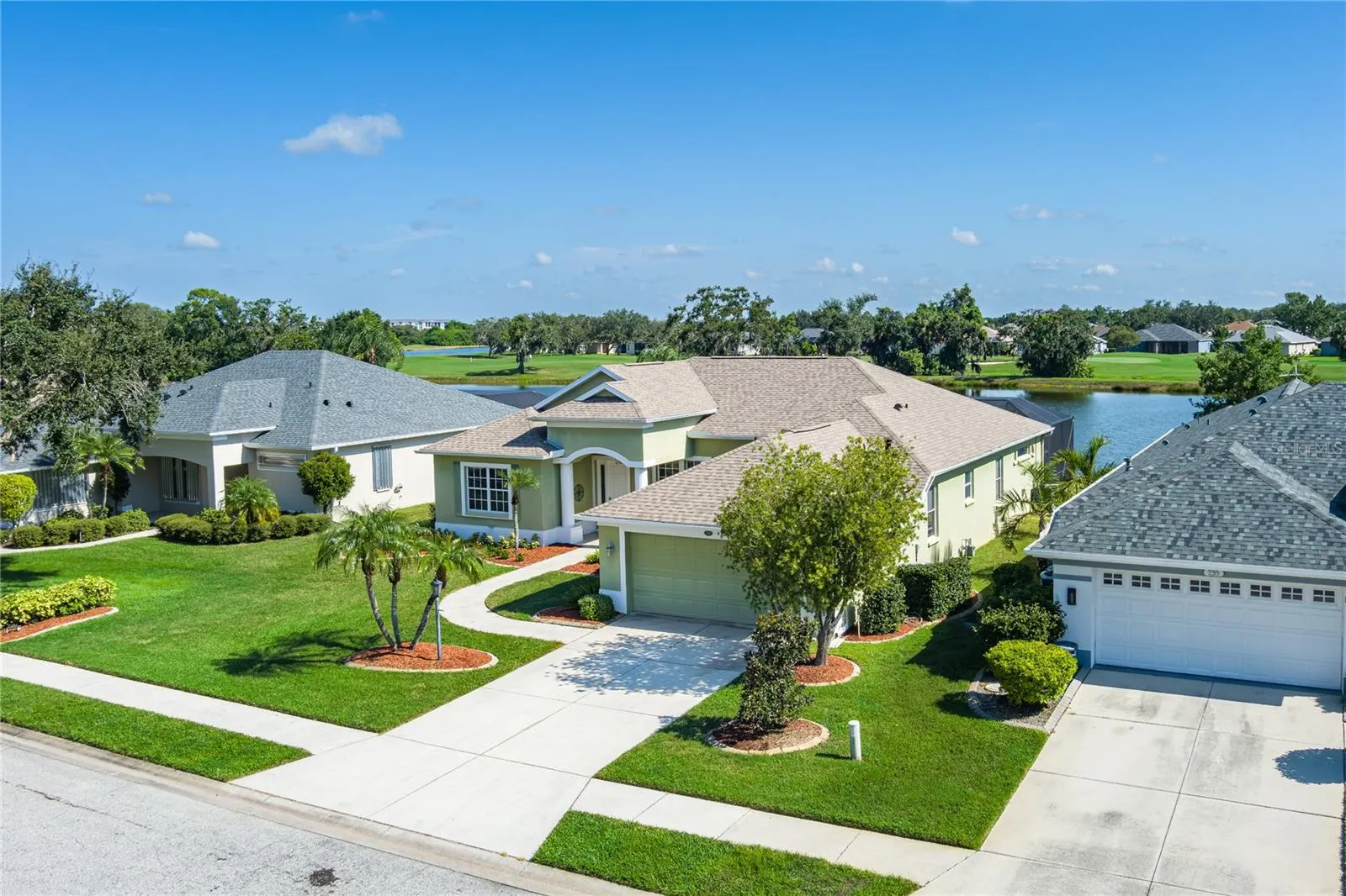 731 PLANTERS MANOR WAY
