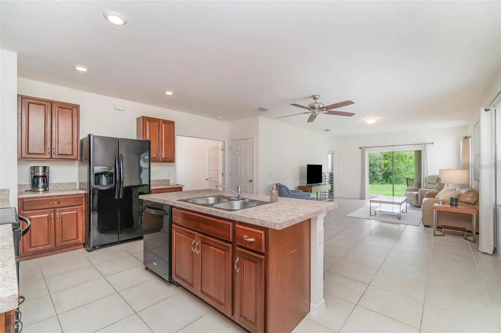 5261 SHELL MOUND CIR