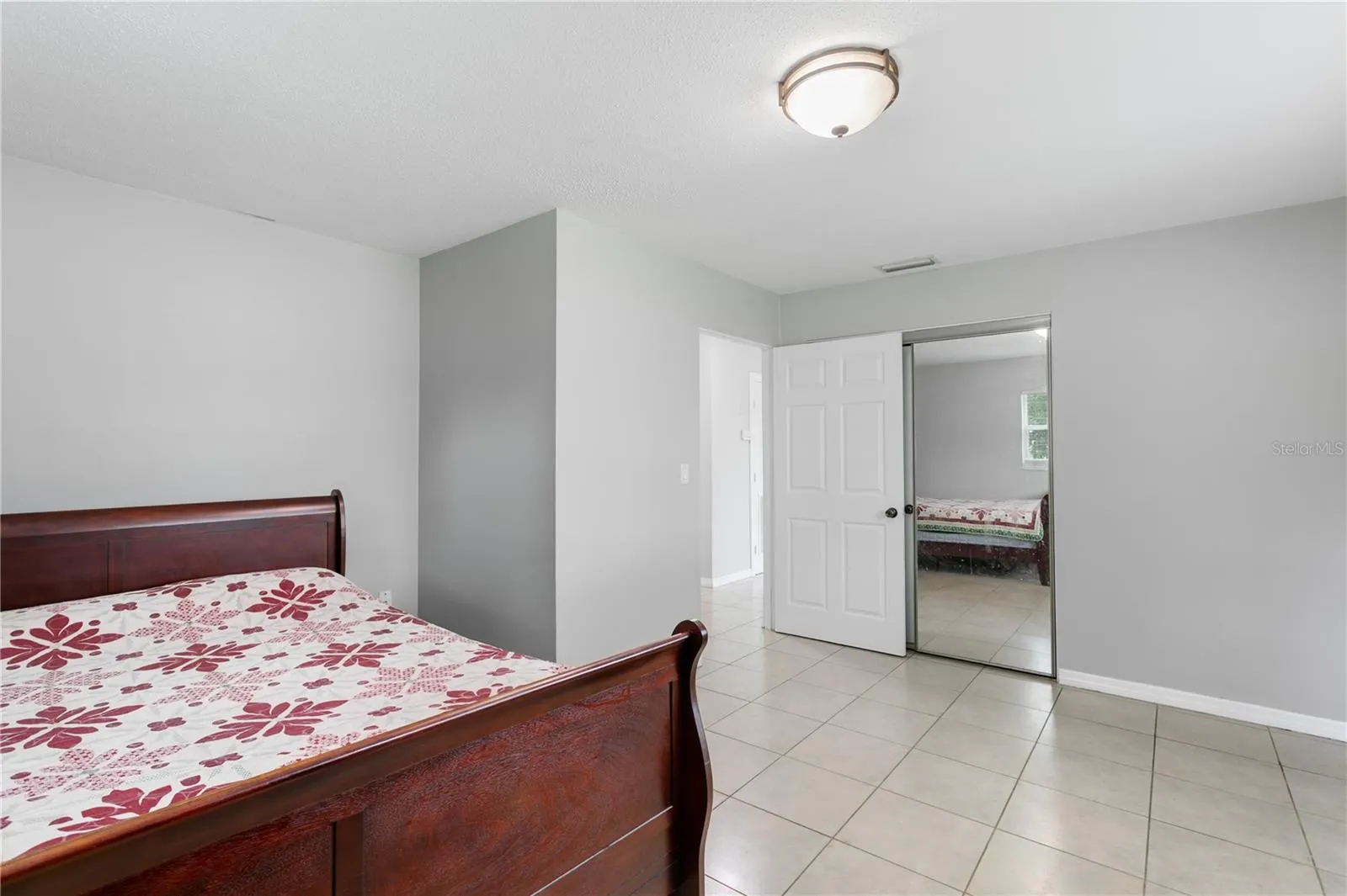 1904 5TH ST W