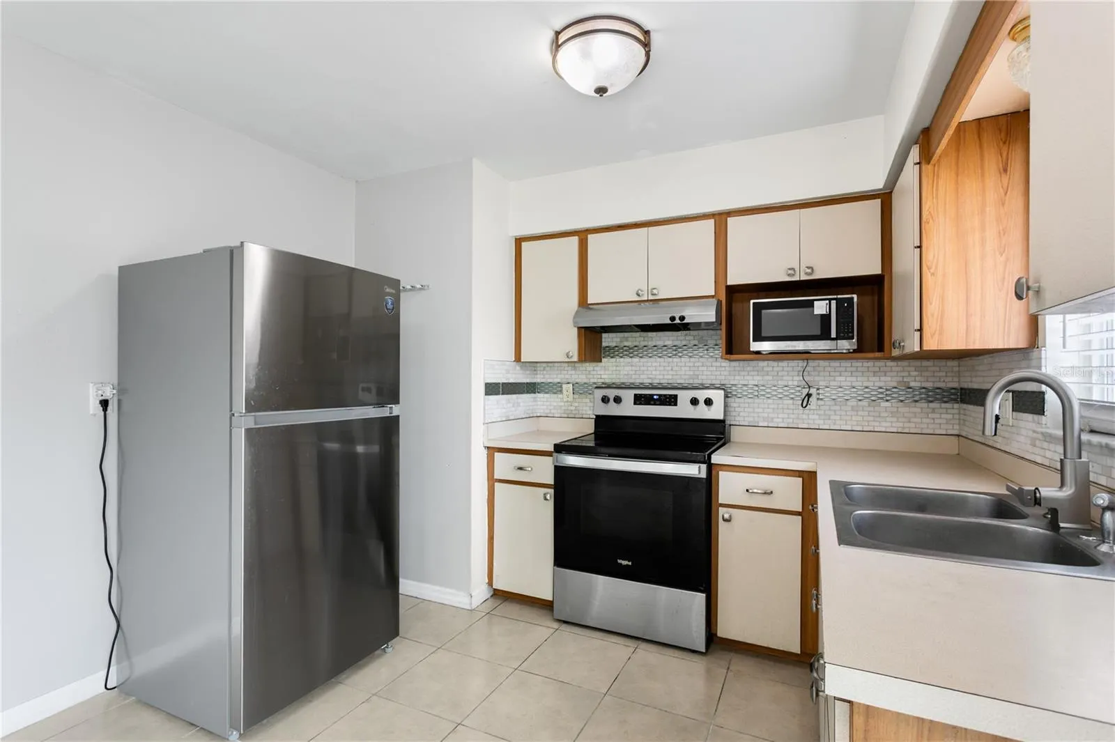 1904 5TH ST W
