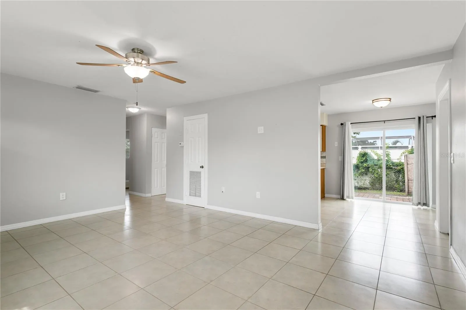 1904 5TH ST W