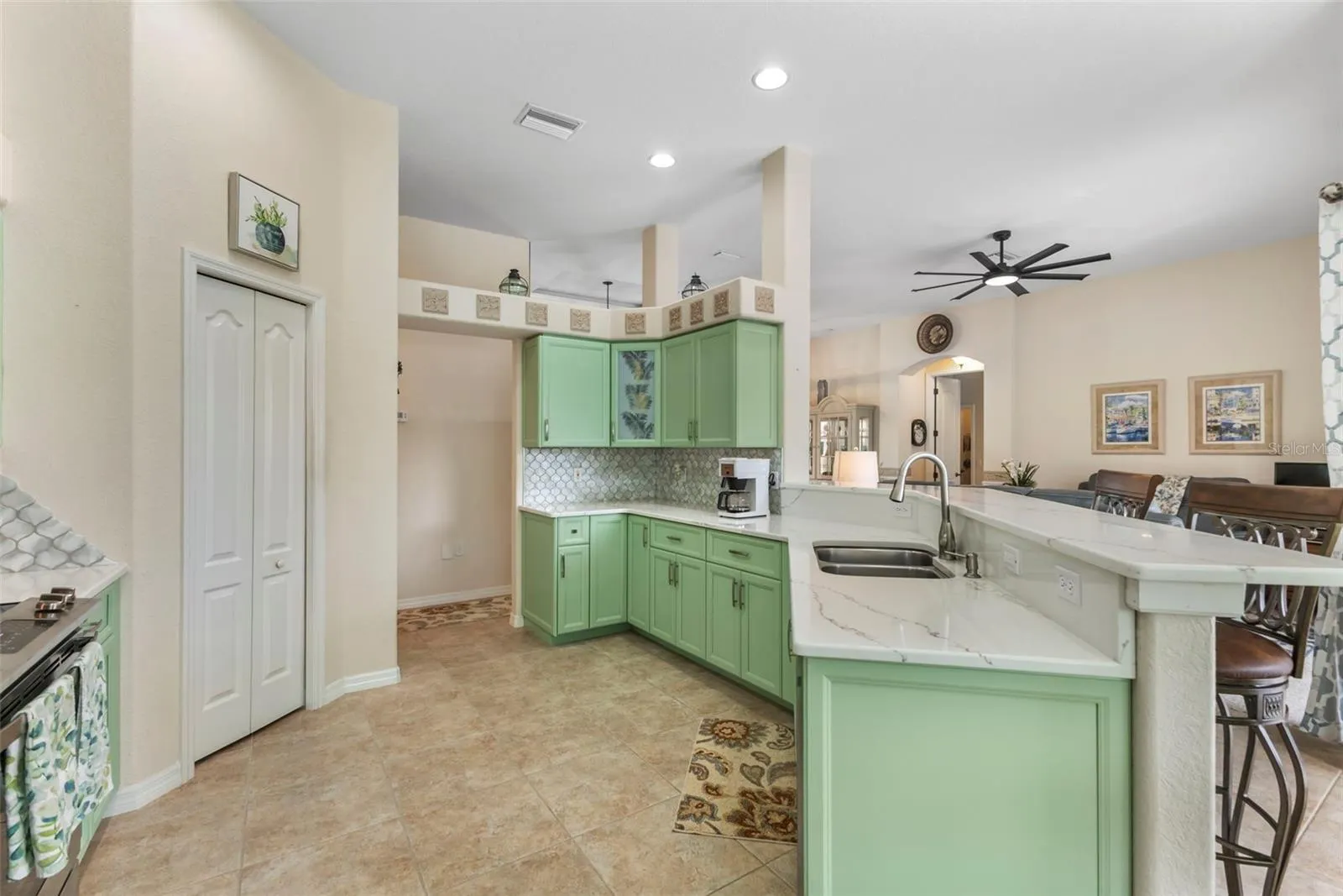 5823 MCKINLEY RD