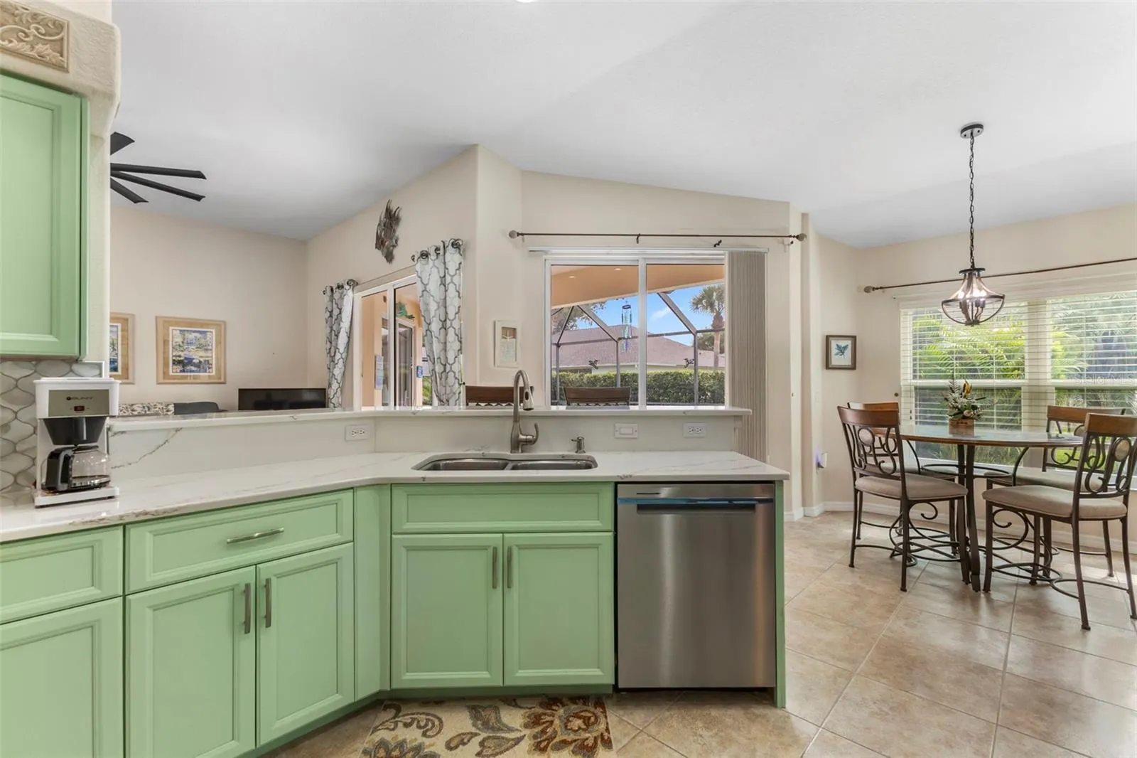 5823 MCKINLEY RD