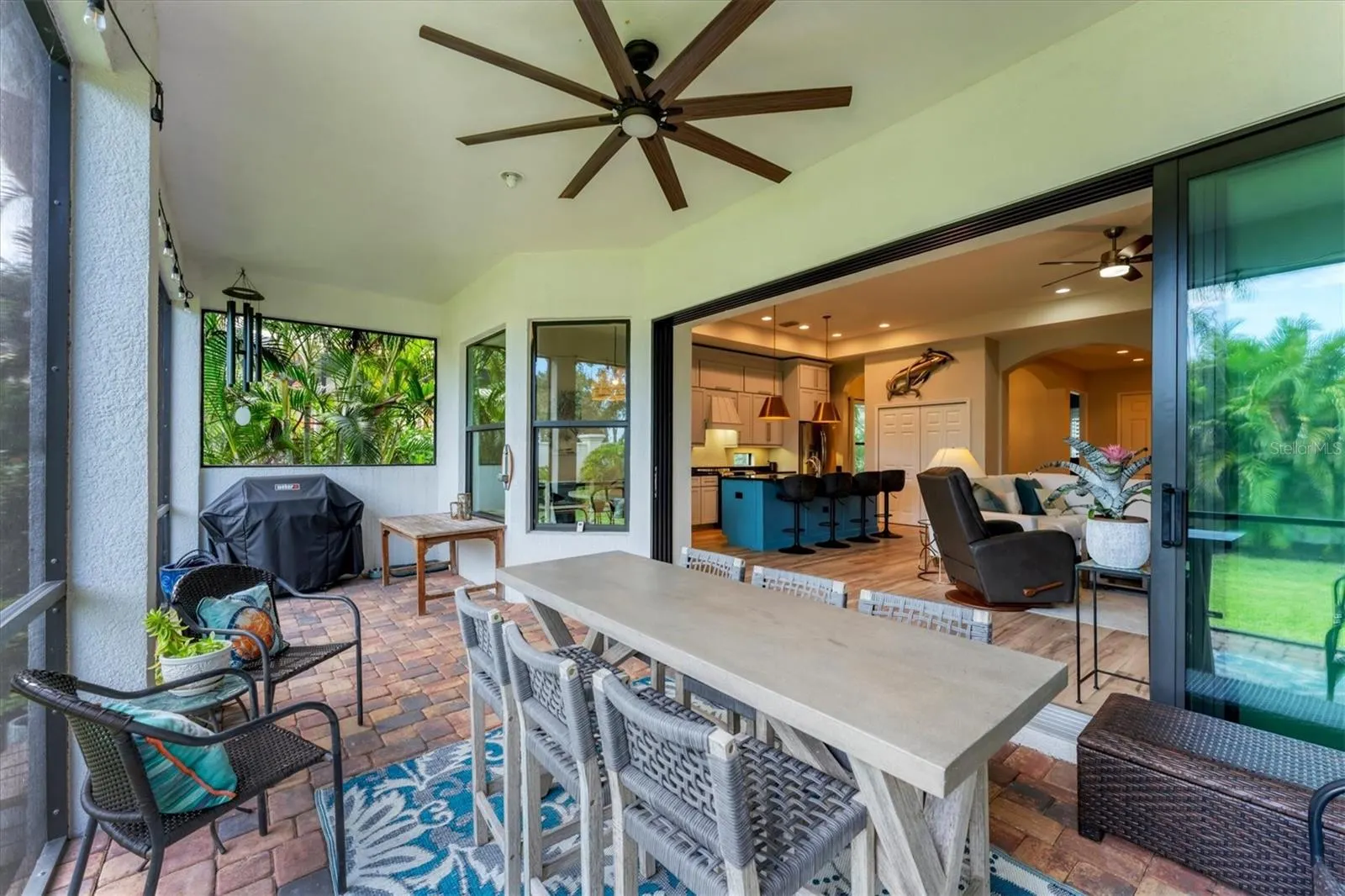 5819 TITLE ROW DR