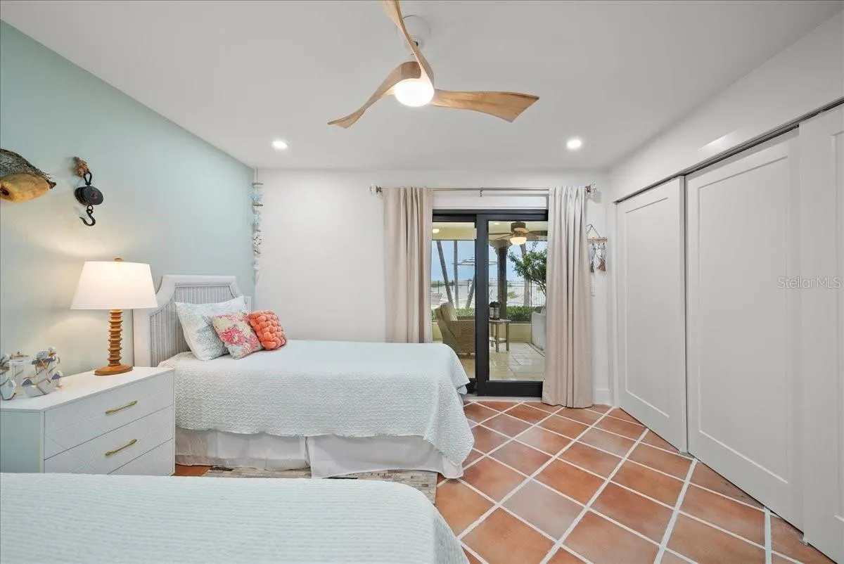 718 GOLDEN BEACH BLVD #1, #1