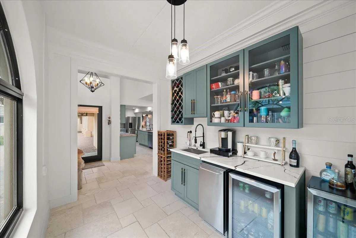 718 GOLDEN BEACH BLVD #1, #1