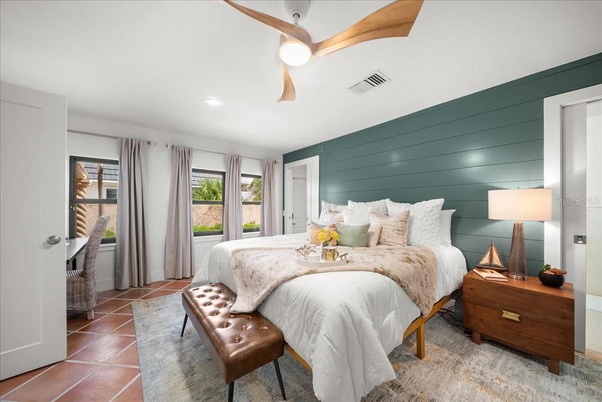 718 GOLDEN BEACH BLVD #1, #1