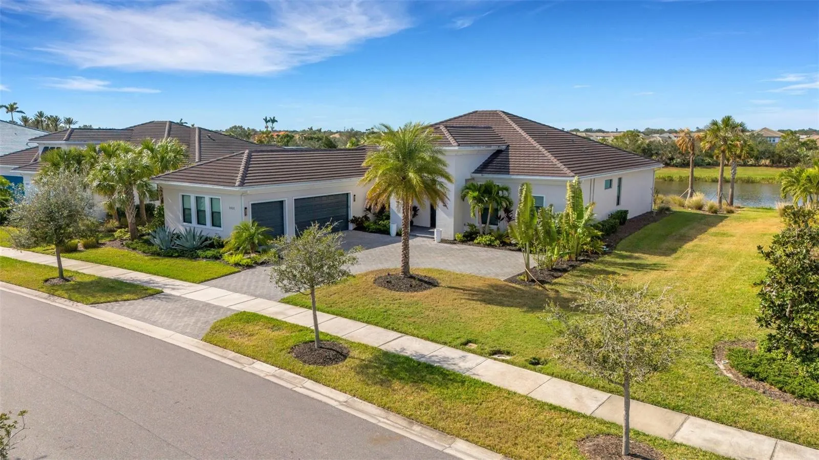 8921 ARTISAN WAY