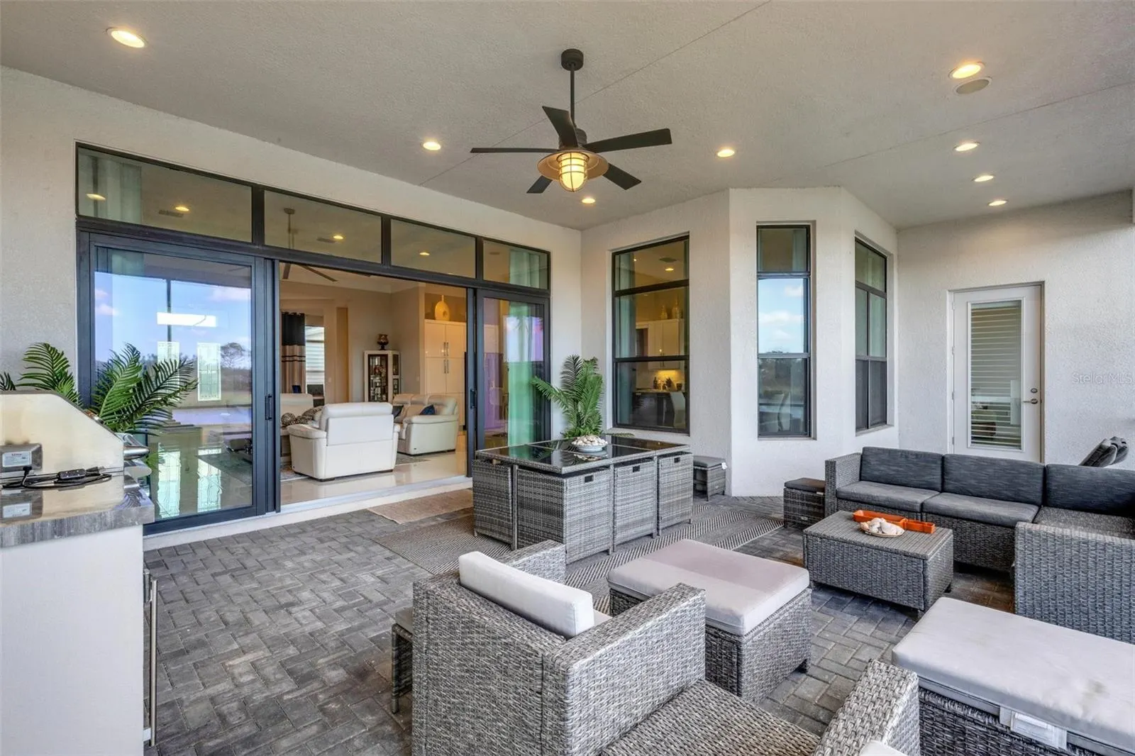 8921 ARTISAN WAY