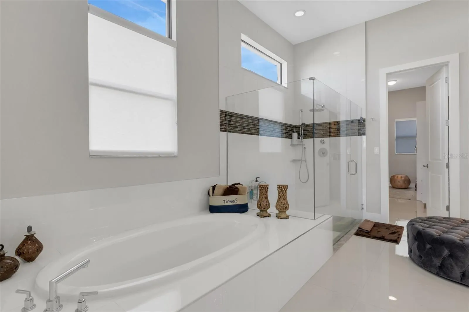 8921 ARTISAN WAY