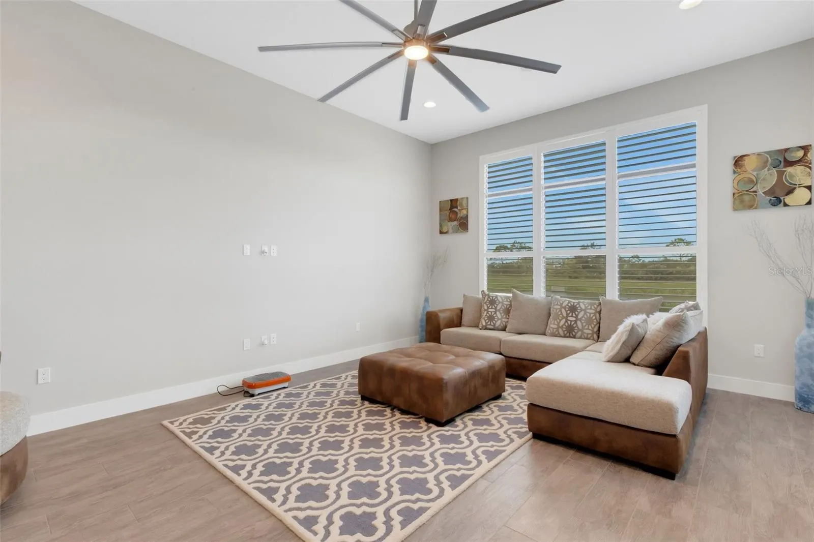8921 ARTISAN WAY