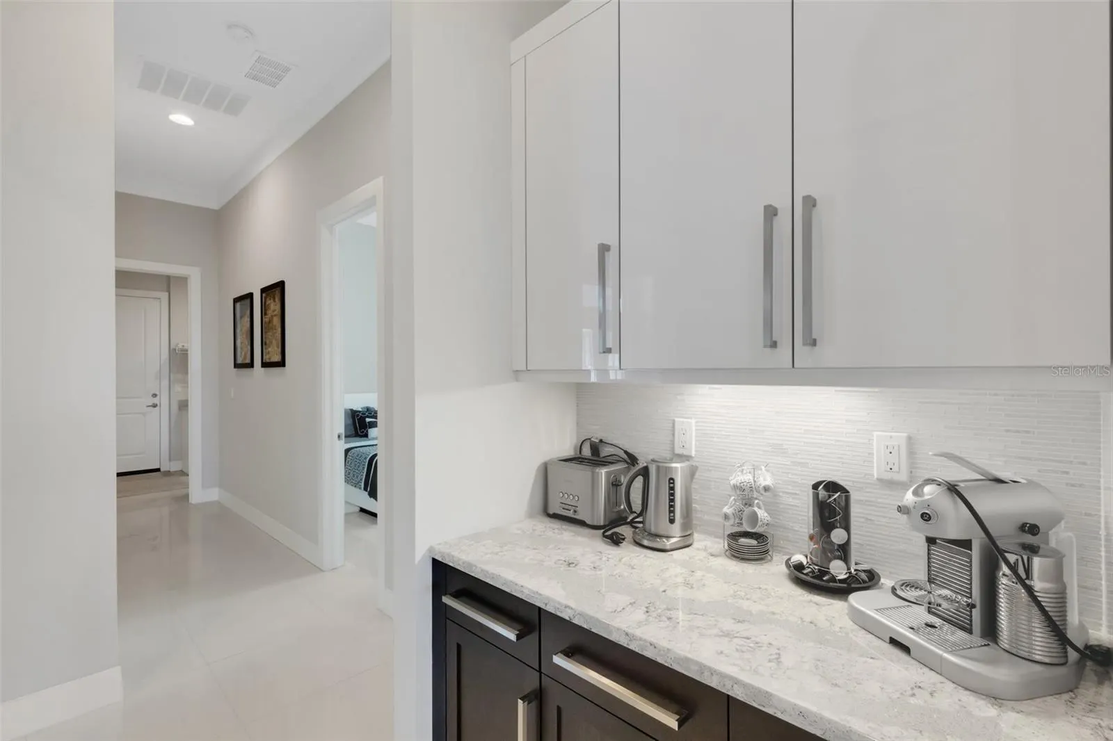 8921 ARTISAN WAY