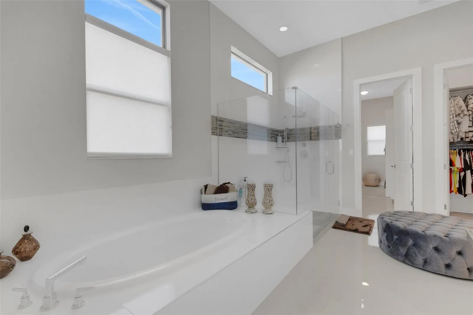 8921 ARTISAN WAY