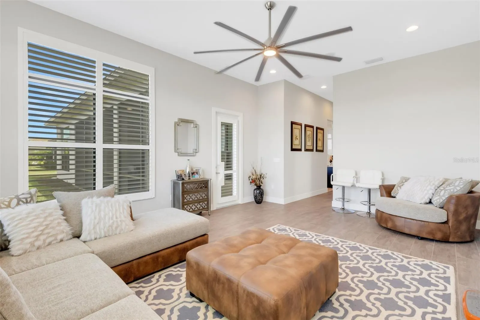 8921 ARTISAN WAY