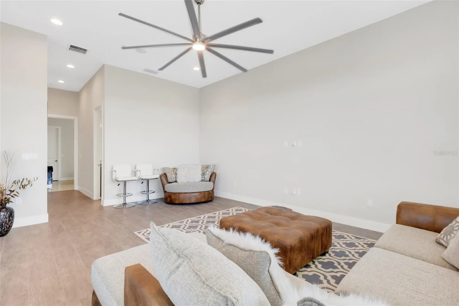 8921 ARTISAN WAY