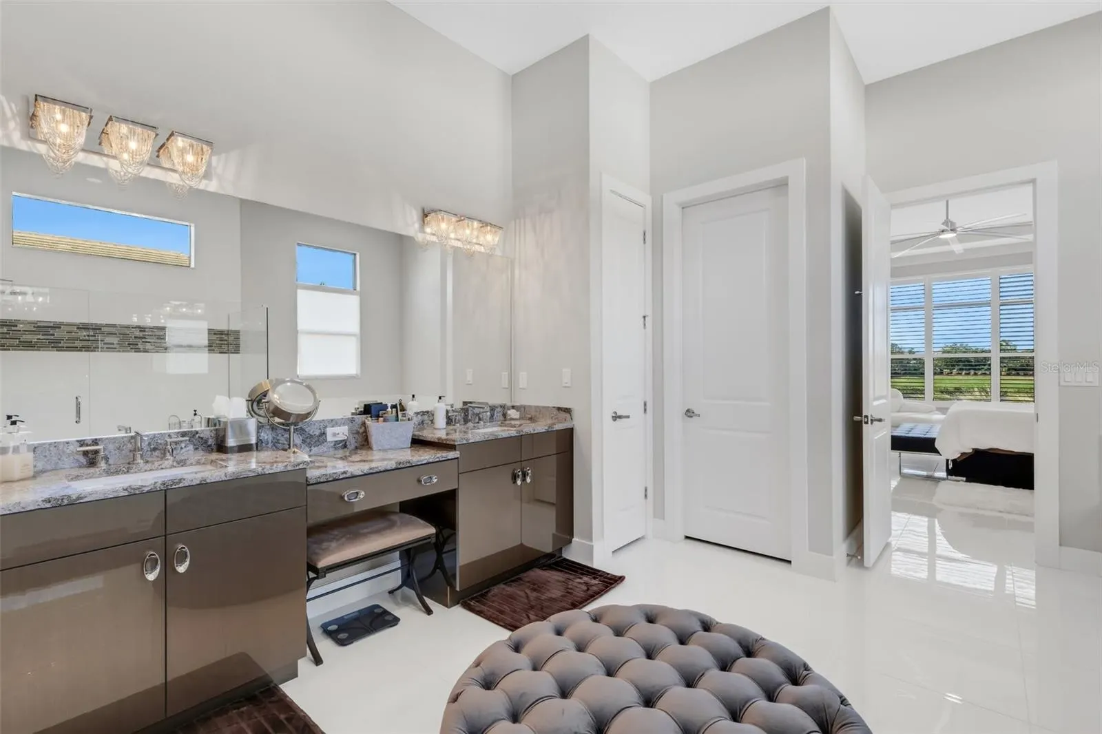 8921 ARTISAN WAY