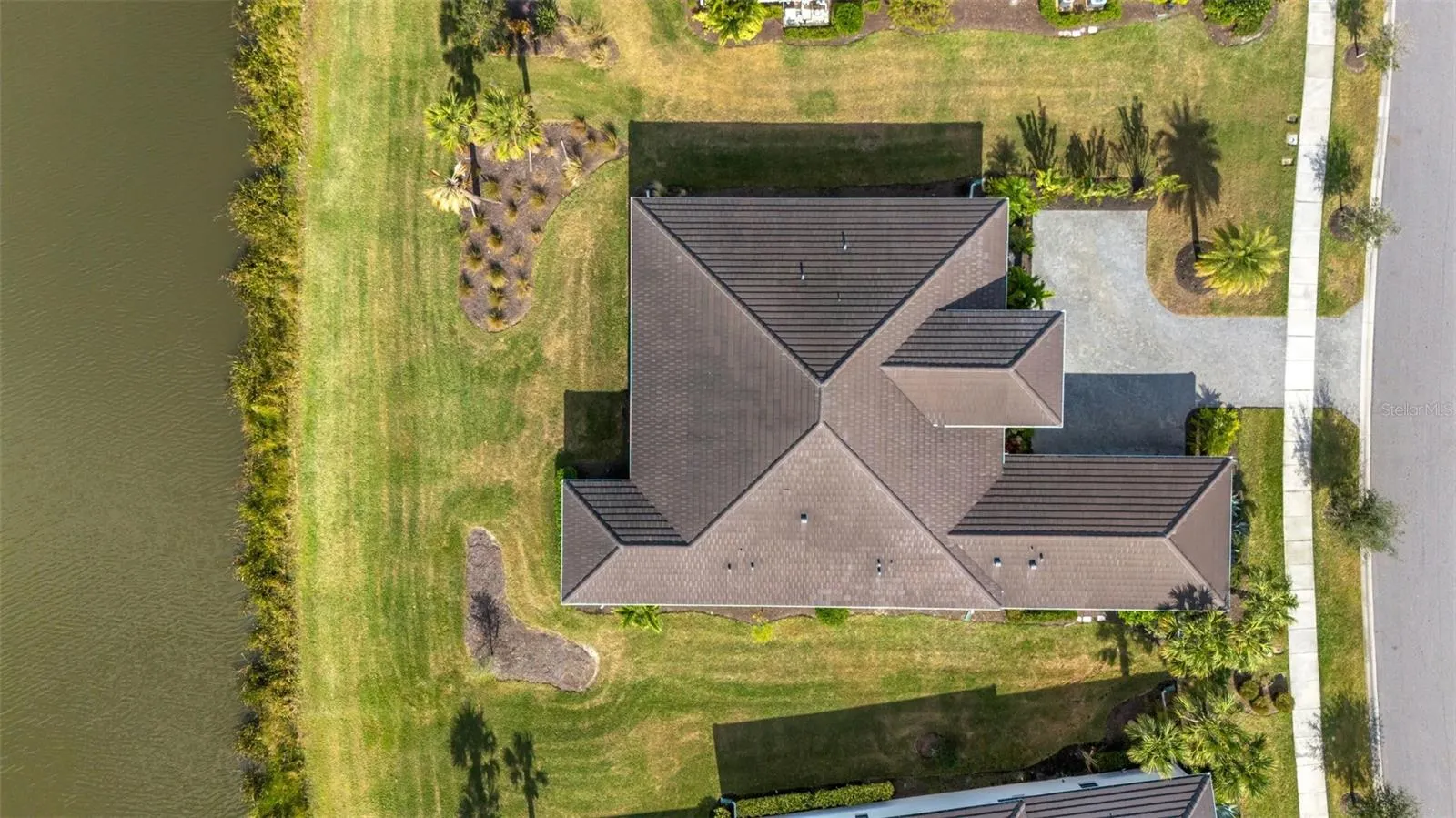 8921 ARTISAN WAY