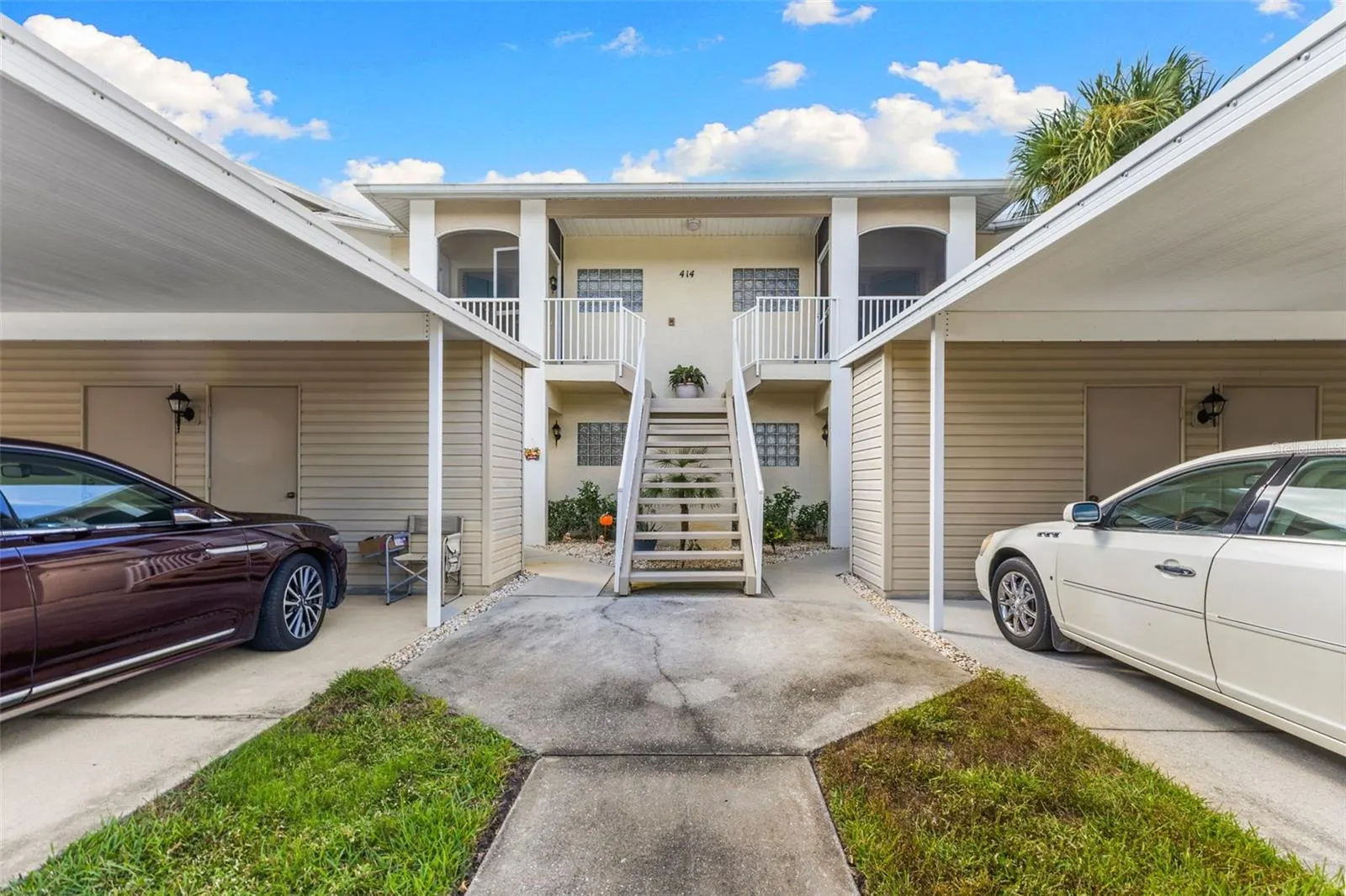 414 LAUREL LAKE DR #203, #203
