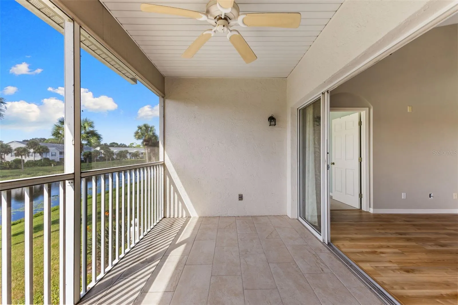 414 LAUREL LAKE DR #203, #203
