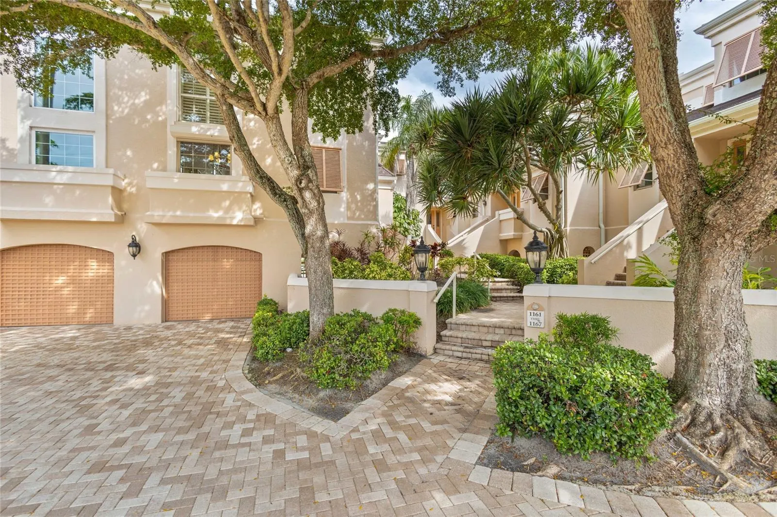 1161 COQUILLE ST #206, #206