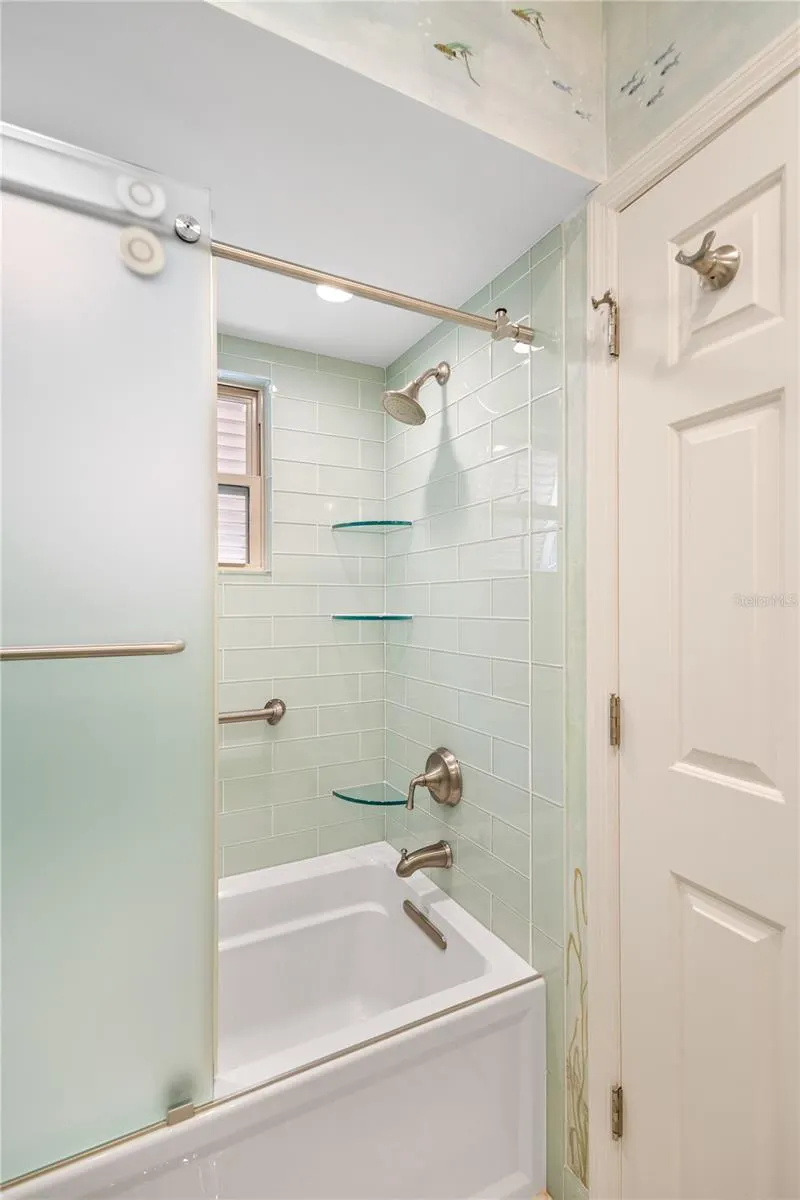 1161 COQUILLE ST #206, #206