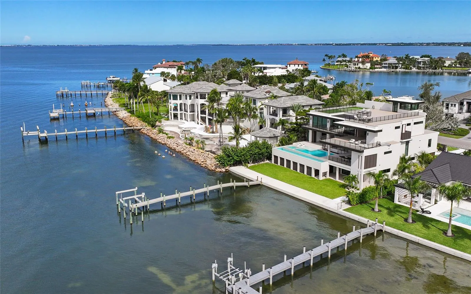 388 S SHORE DR