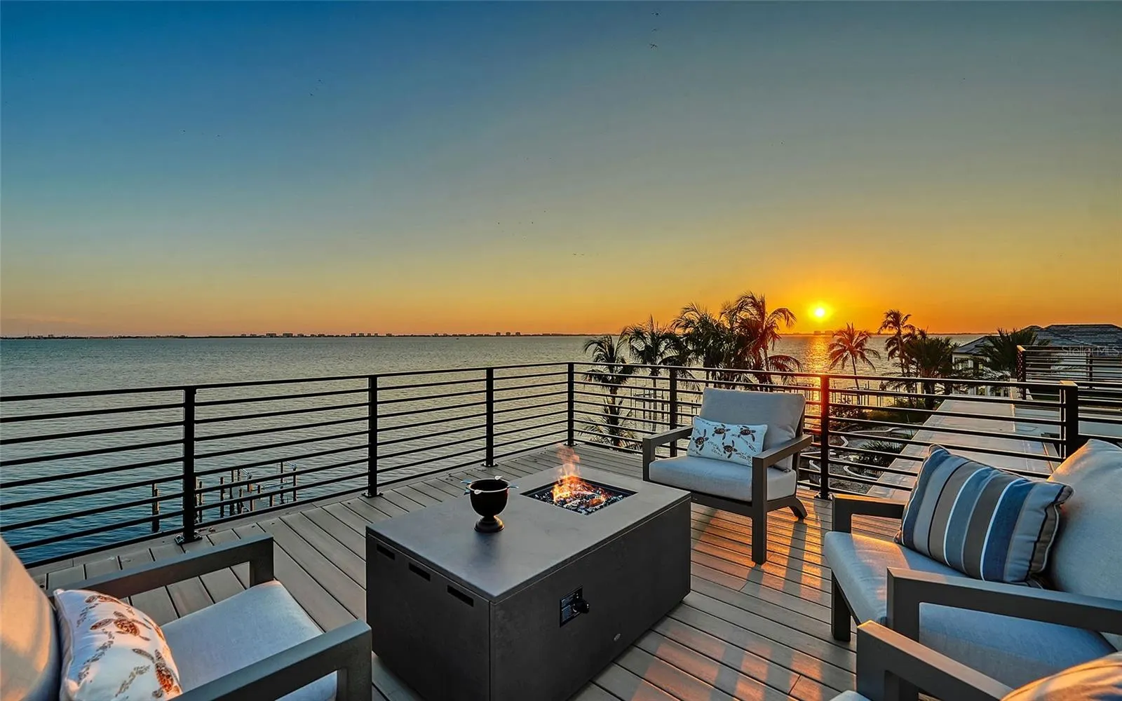 388 S SHORE DR