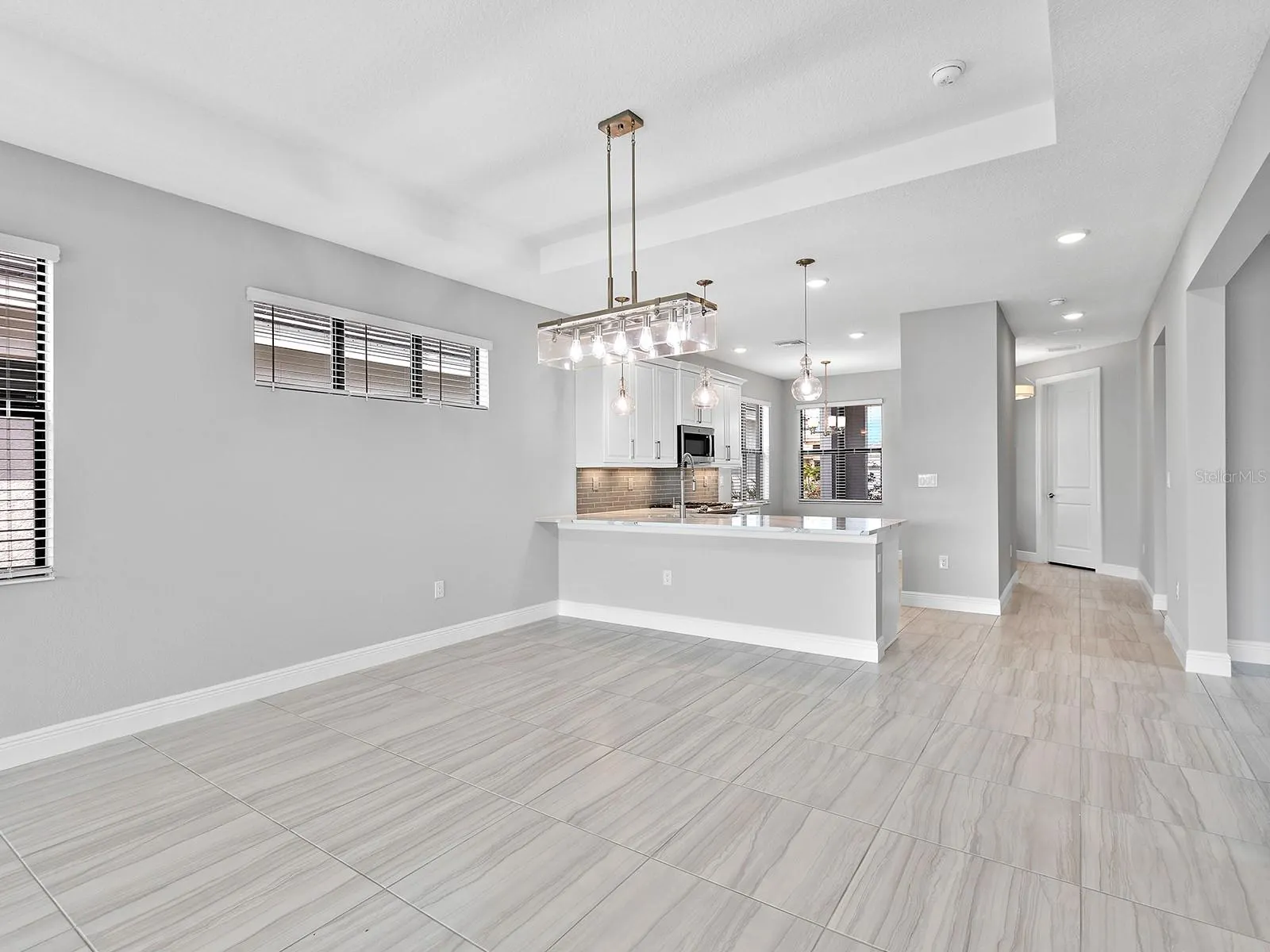 4927 CAROVA WAY