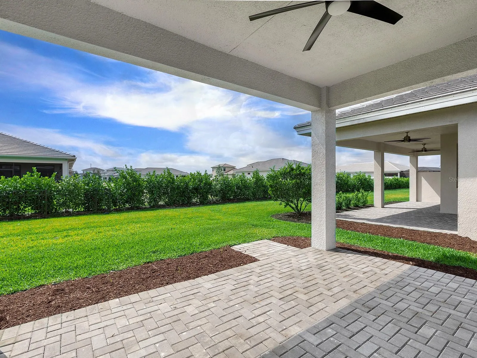 4927 CAROVA WAY