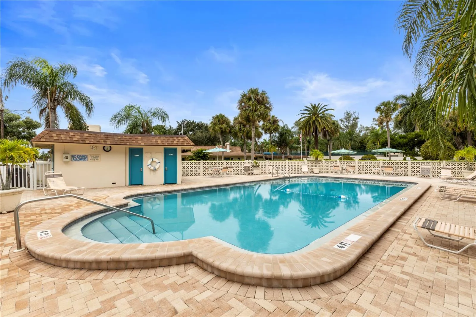 5950 MIDNIGHT PASS RD #311, #311