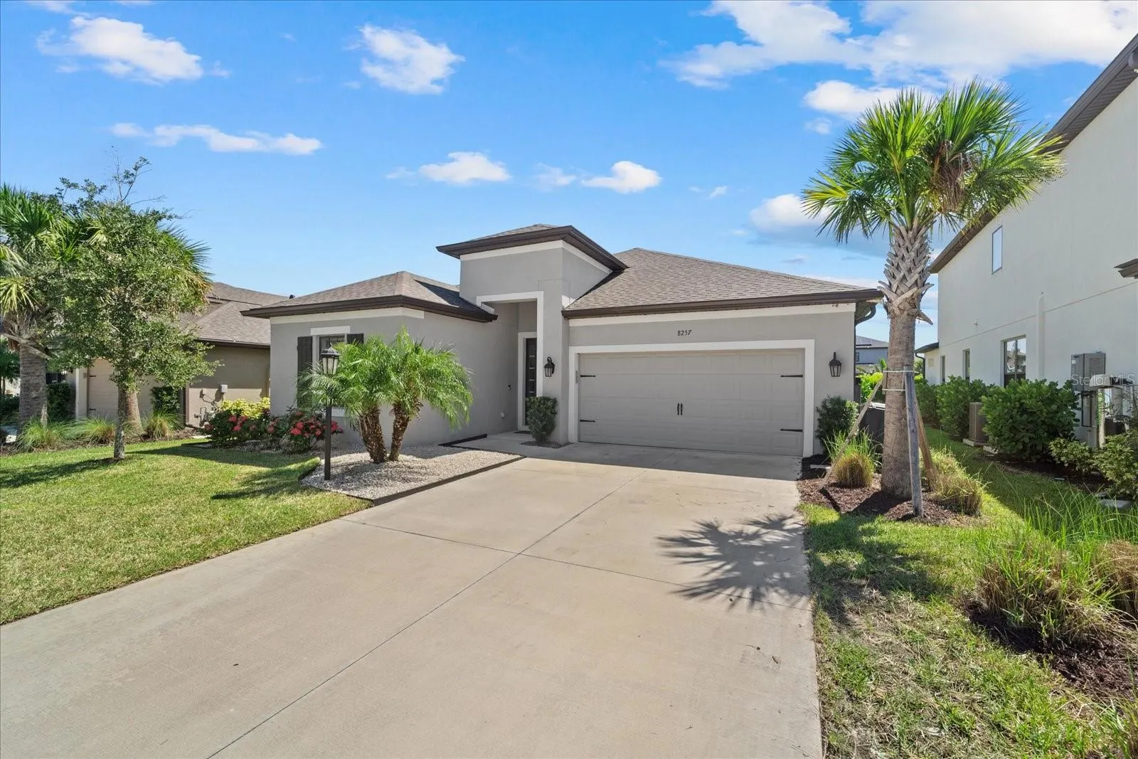8257 SHOOTING STAR RD