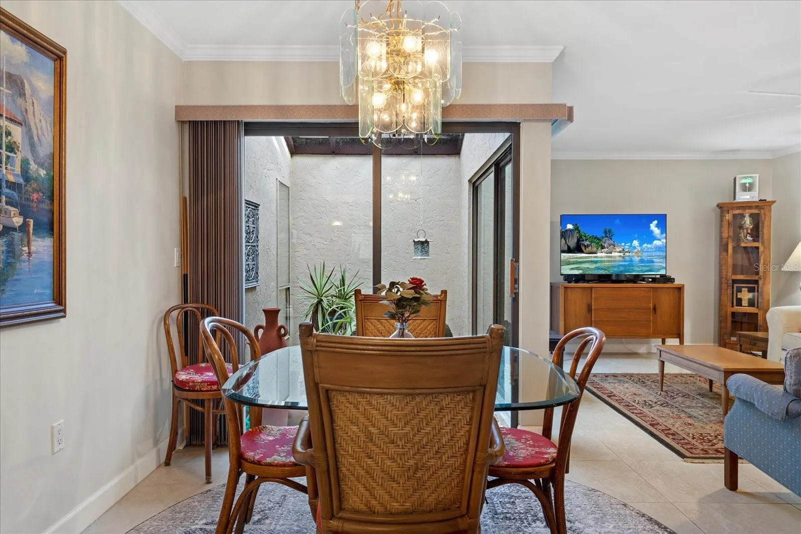 3953 GLEN OAKS MANOR DR