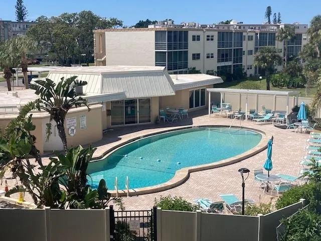4240 IRONWOOD CIR #302A, #302A