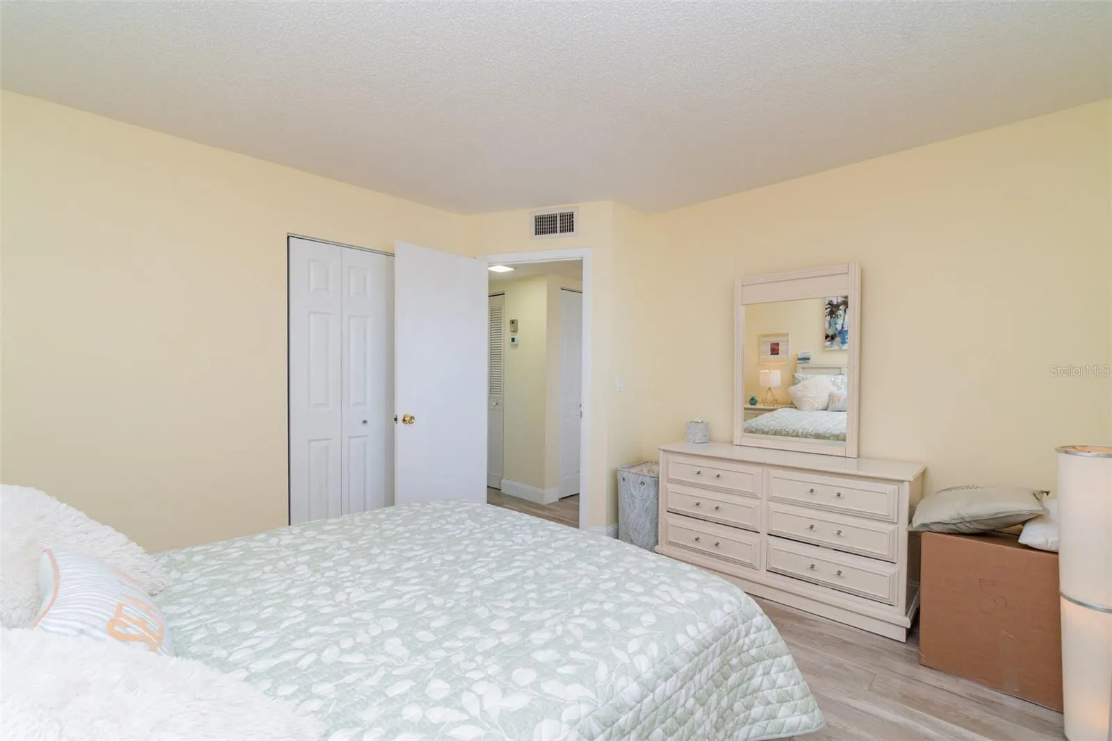 4240 IRONWOOD CIR #302A, #302A