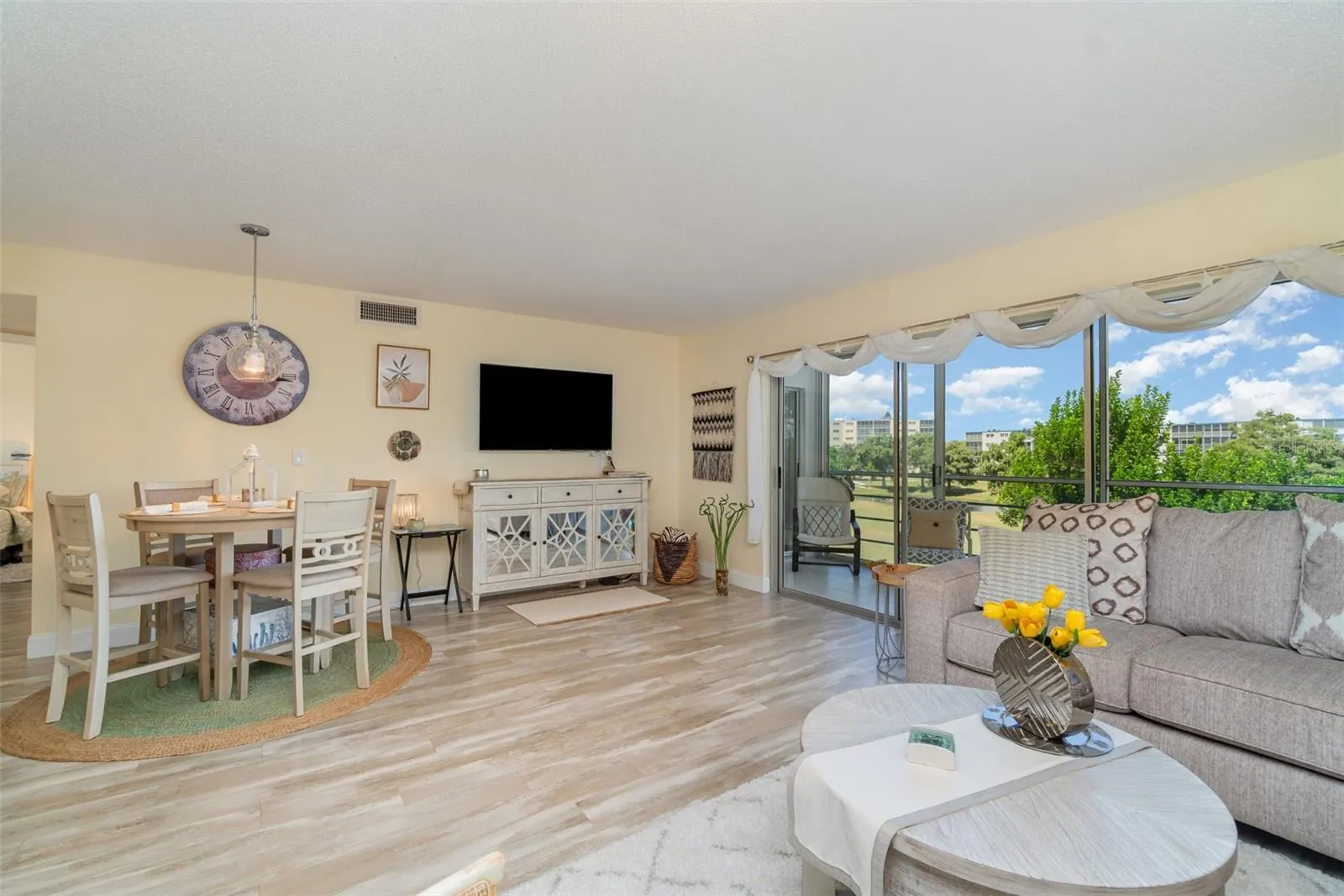 4240 IRONWOOD CIR #302A, #302A