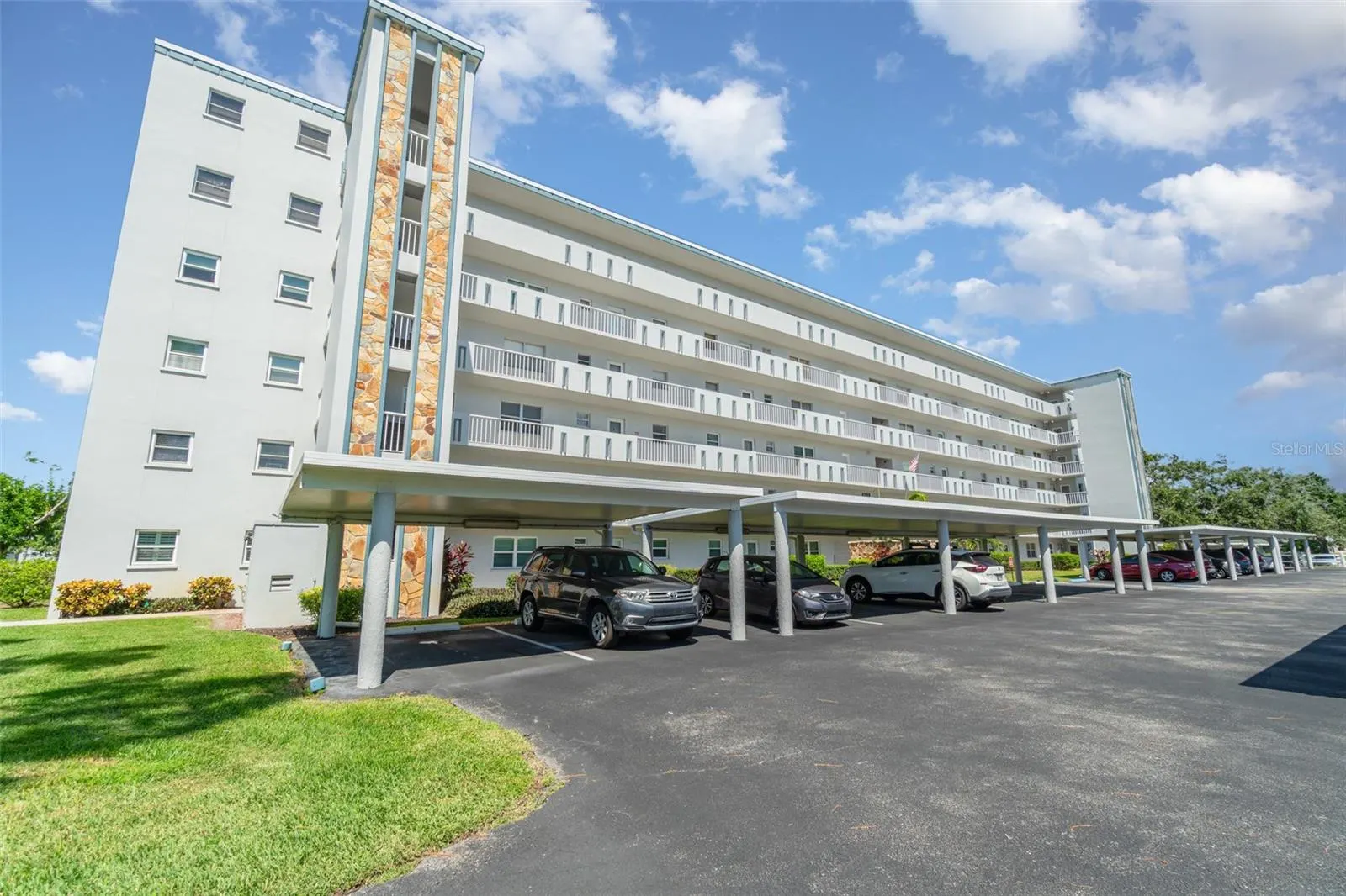 4240 IRONWOOD CIR #302A, #302A