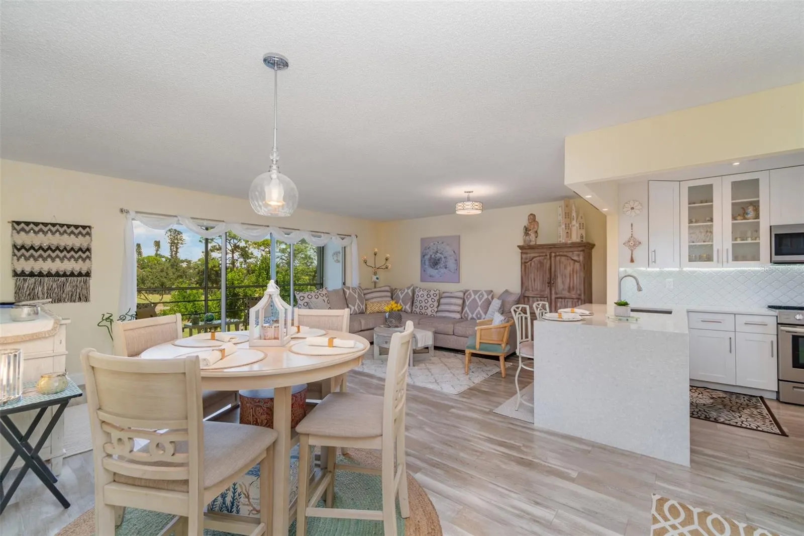 4240 IRONWOOD CIR #302A, #302A