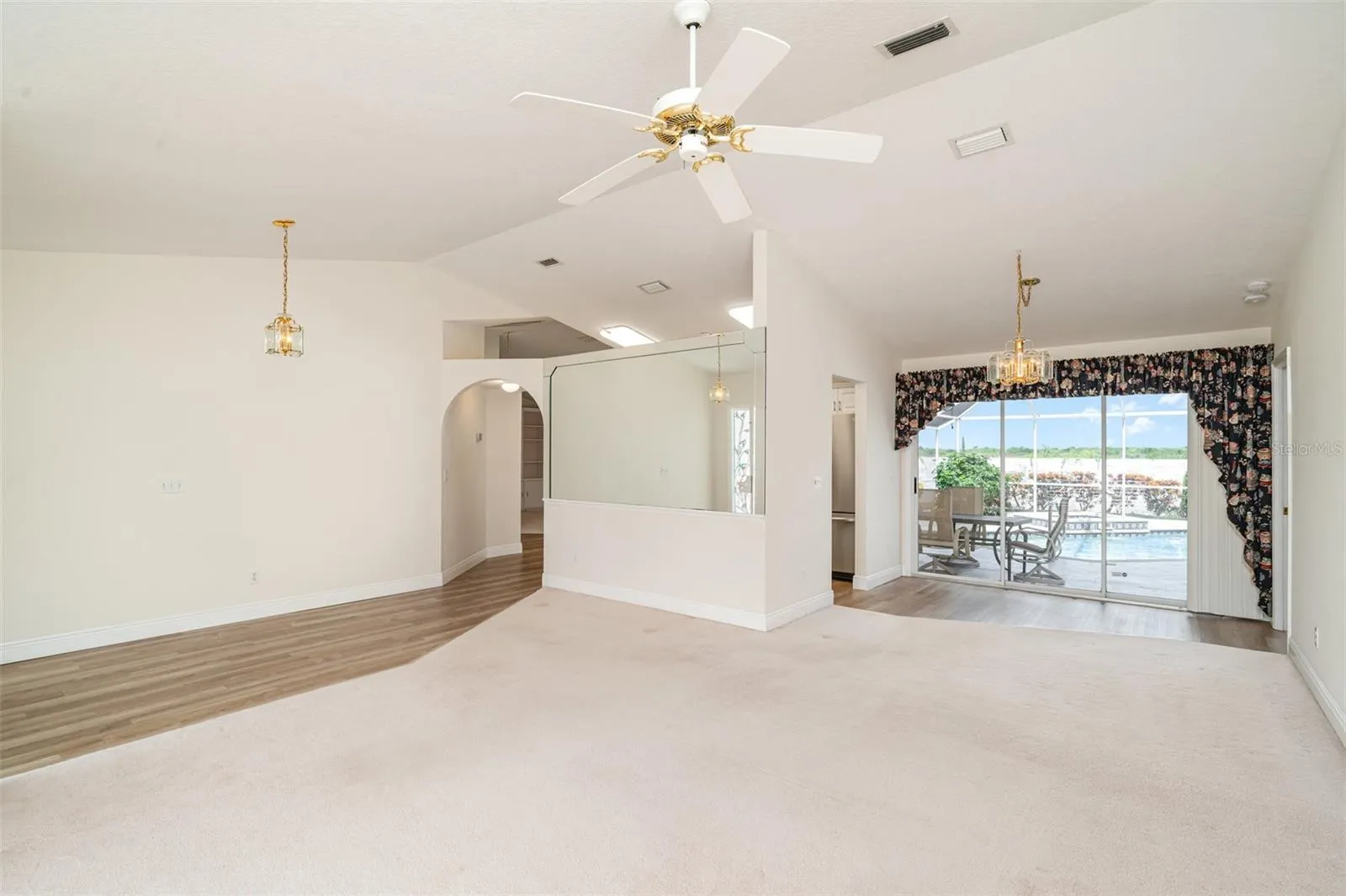 4817 61ST AVENUE DR W #10B, #10B