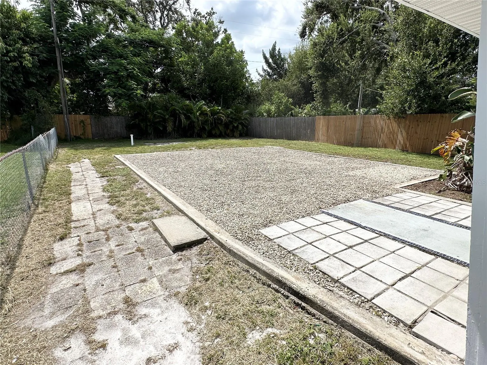 3325 2ND AVE W