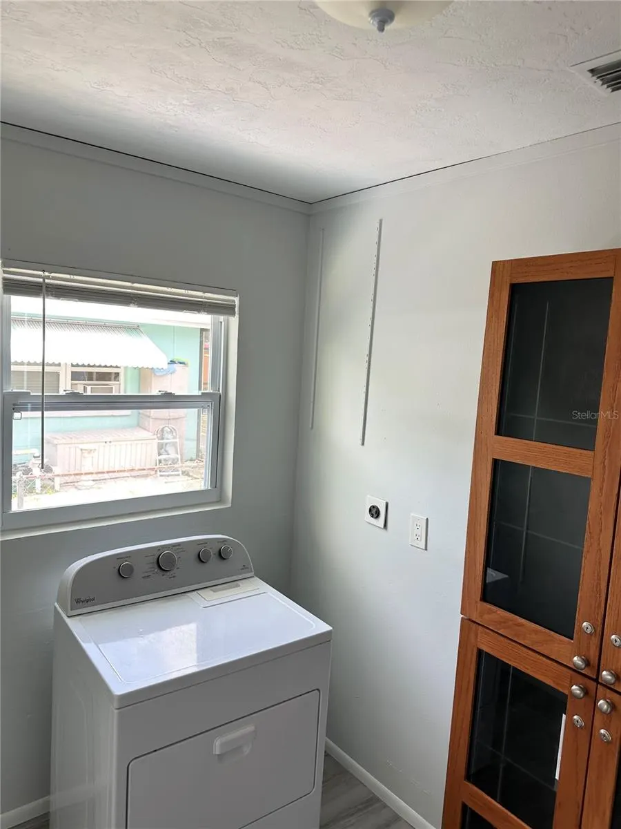 3325 2ND AVE W