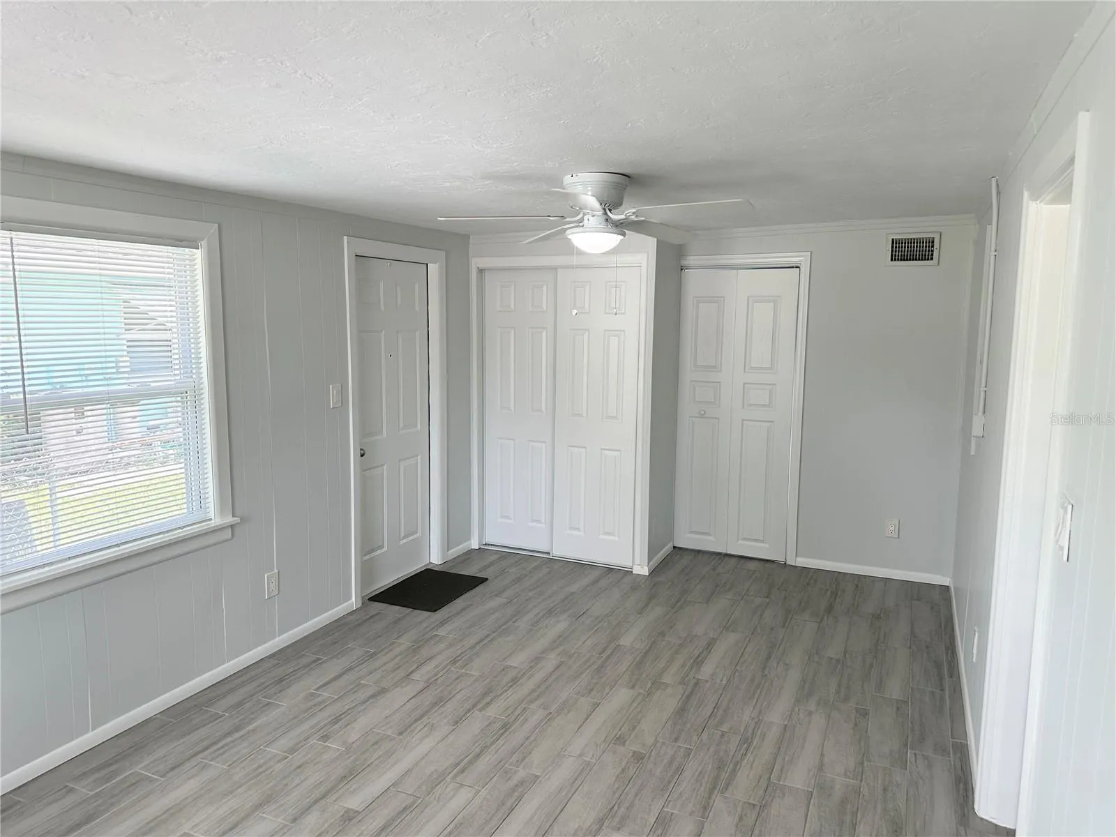 3325 2ND AVE W